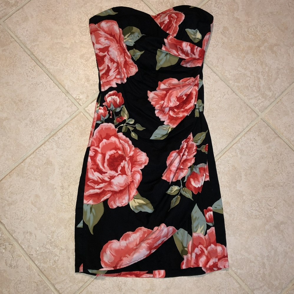 Strapless dress